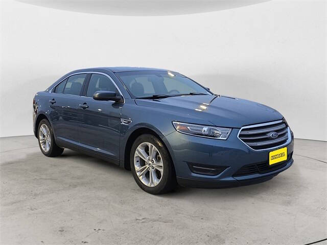 2018 Ford Taurus SEL