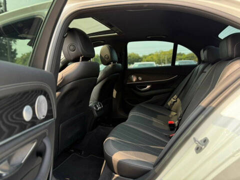 2019 Mercedes-Benz E-Class E 300