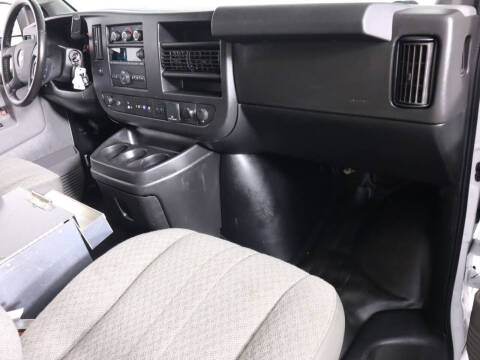 2021 Chevrolet Express 2500