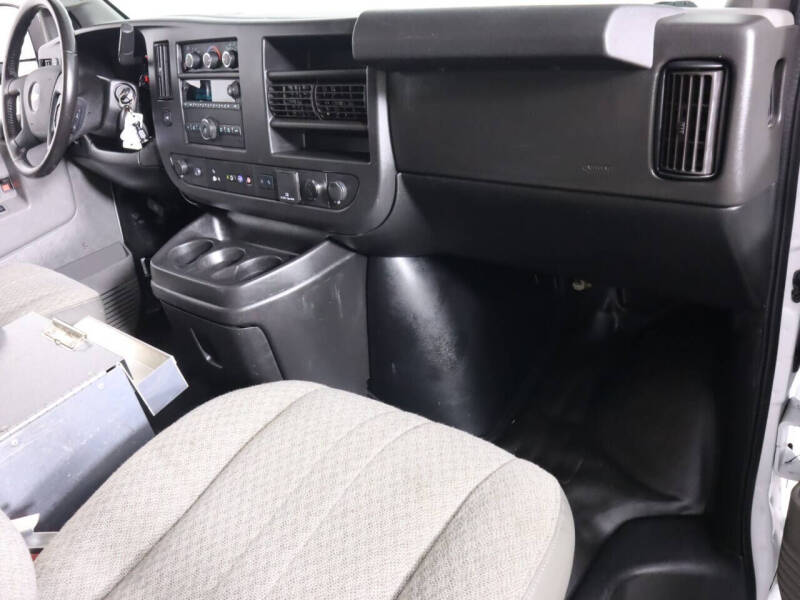 2021 Chevrolet Express 2500