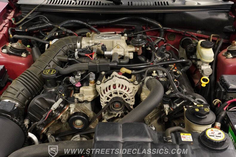 2004 Ford Mustang GT Deluxe
