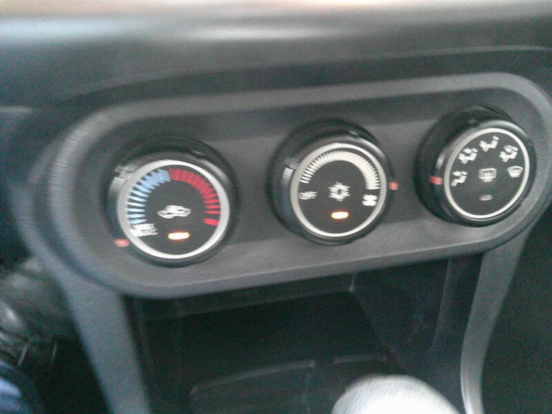 2013 Mitsubishi Lancer SE