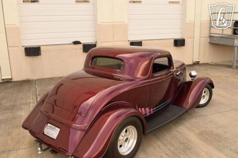 1933 Ford Model 18
