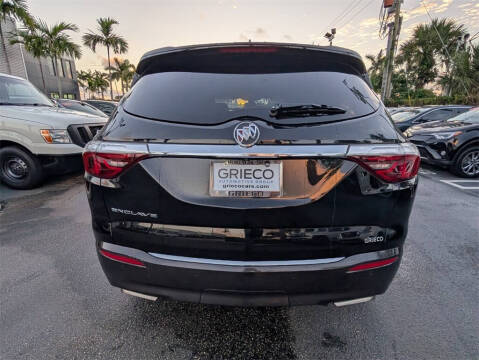 2023 Buick Enclave Essence