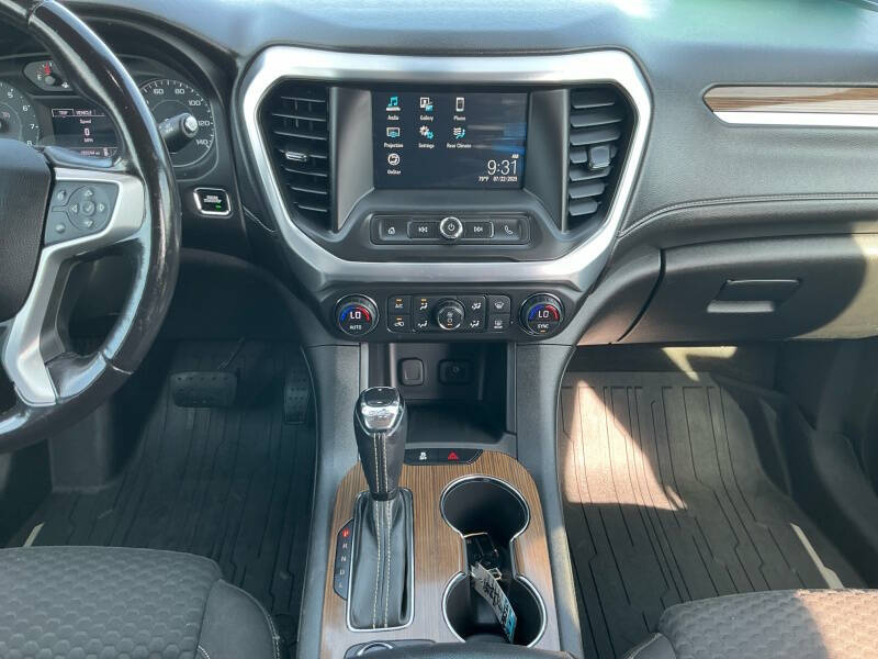 2018 GMC Acadia SLE-1