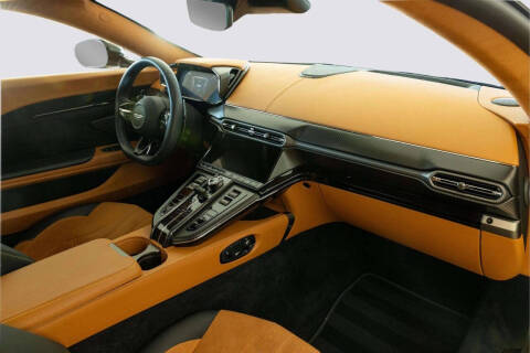 2025 Aston Martin Vantage