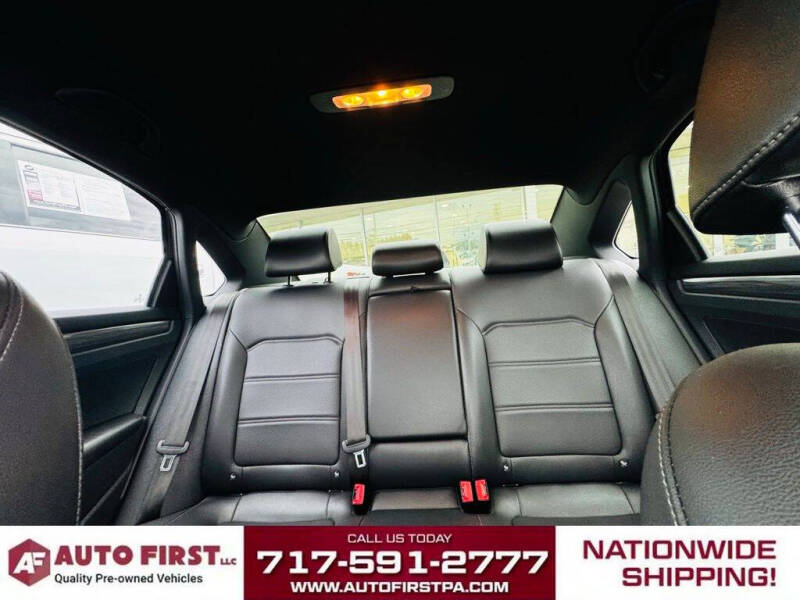 2021 Volkswagen Passat R-Line