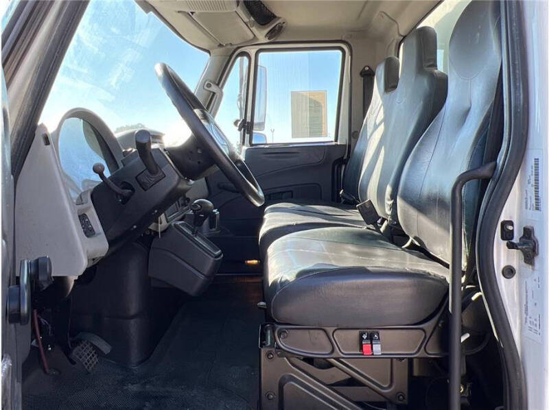 2013 International DuraStar 4300