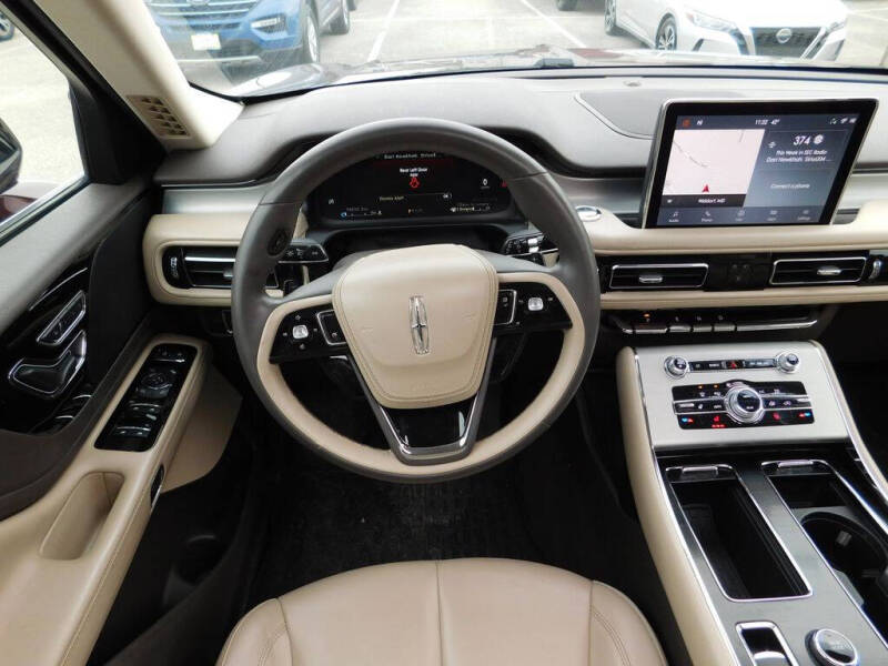 2022 Lincoln Aviator Standard