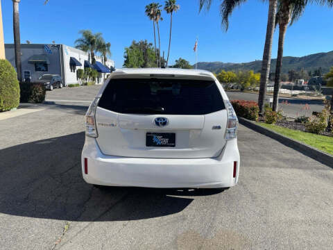 2012 Toyota Prius v Five