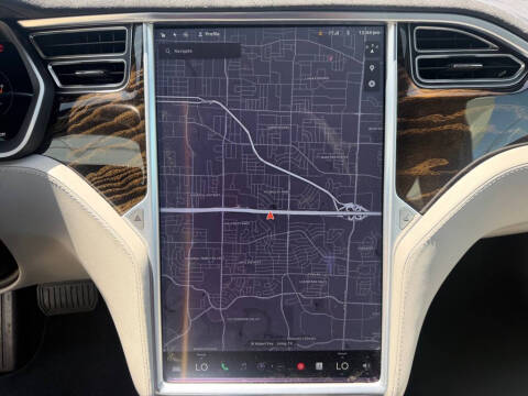 2016 Tesla Model S 90D