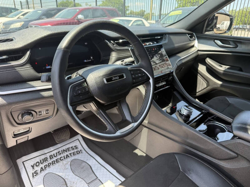 2023 Jeep Grand Cherokee Altitude