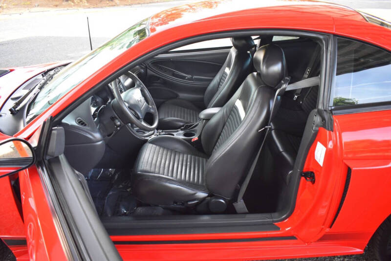 2003 Ford Mustang Mach 1 Premium