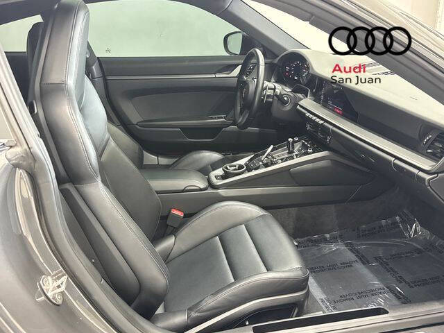 2021 Porsche 911 Carrera