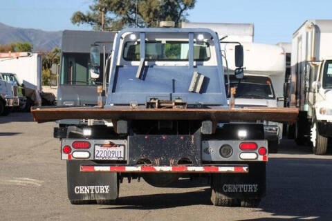 2015 Freightliner M2 106