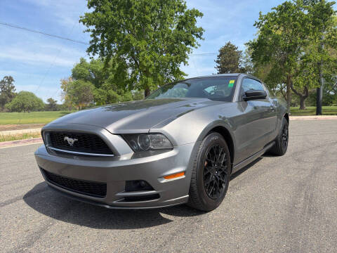 2013 Ford Mustang V6
