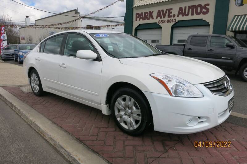 2010 Nissan Altima for sale at PARK AVENUE AUTOS in Collingswood NJ