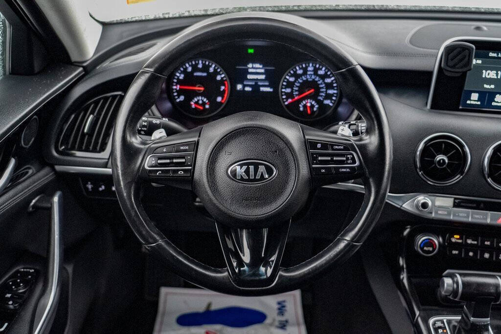 2019 Kia Stinger for sale at Auto Destination in Puyallup, WA