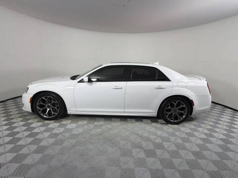 2018 Chrysler 300 S