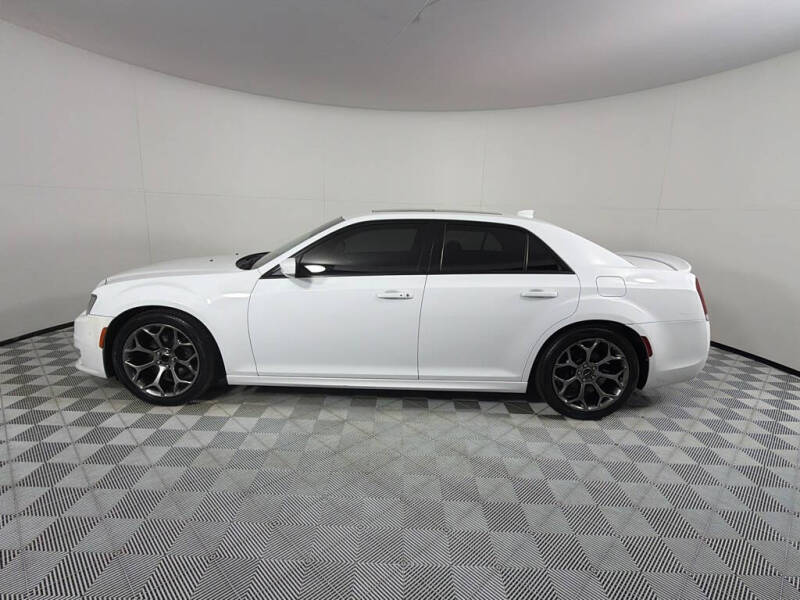 2018 Chrysler 300 S