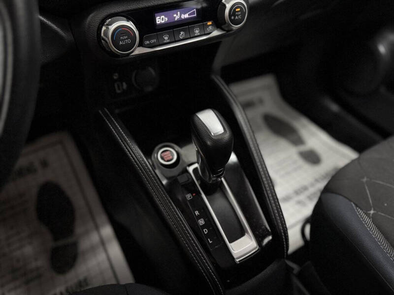 2019 Nissan Kicks SV