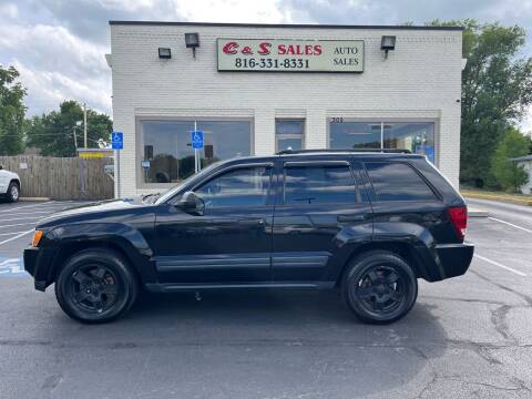2005 Jeep Grand Cherokee for sale at C & S SALES in Belton MO