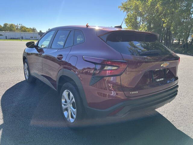 2024 Chevrolet Trax LS