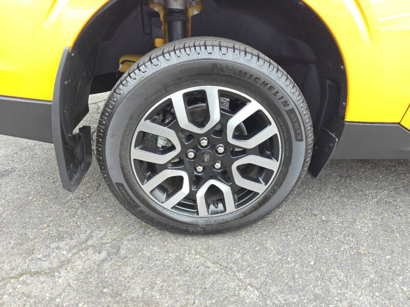 2023 Ford Maverick Lariat