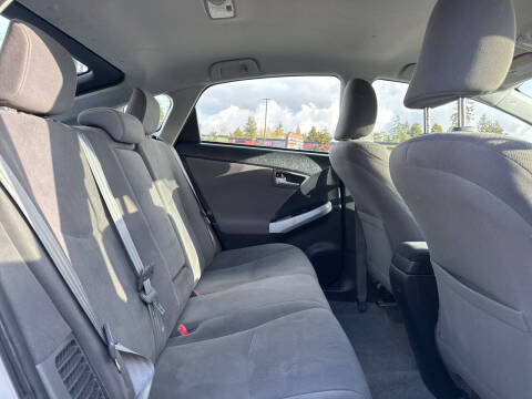 2013 Toyota Prius Two