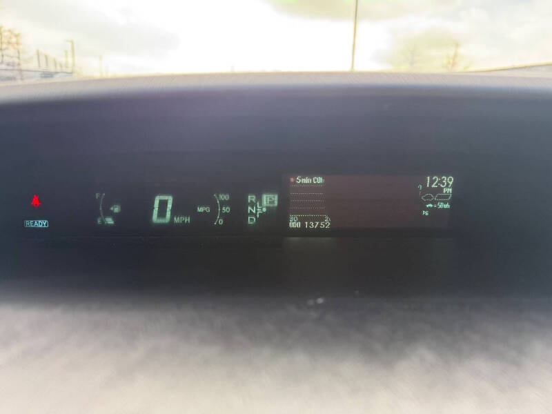 2012 Toyota Prius Two