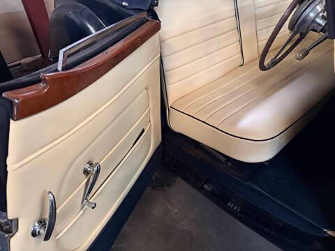 1949 Triumph 2000
