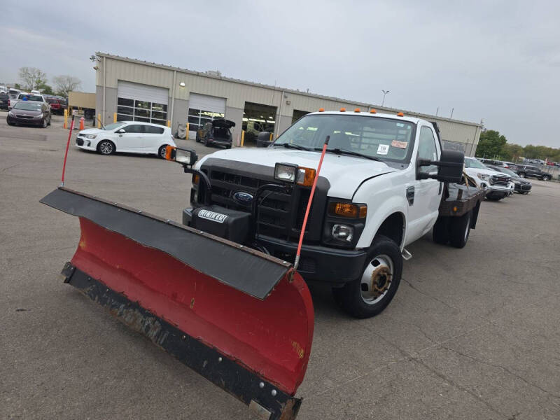 2008 Ford F-350 Super Duty Chassis Cab's photo