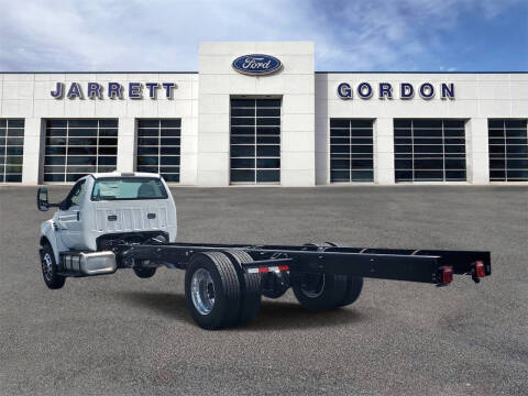 2025 Ford F-750 Super Duty