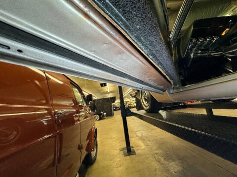 1966 Ford Thunderbird