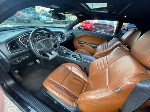 2015 Dodge Challenger SRT 392