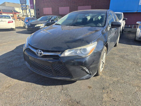 2017 Toyota Camry for sale at The Bengal Auto Sales LLC in Hamtramck MI