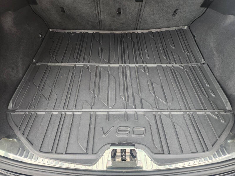 2017 Volvo V60 T5 Premier