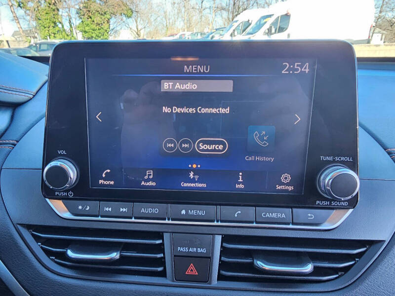 2022 Nissan Altima 2.5 SR