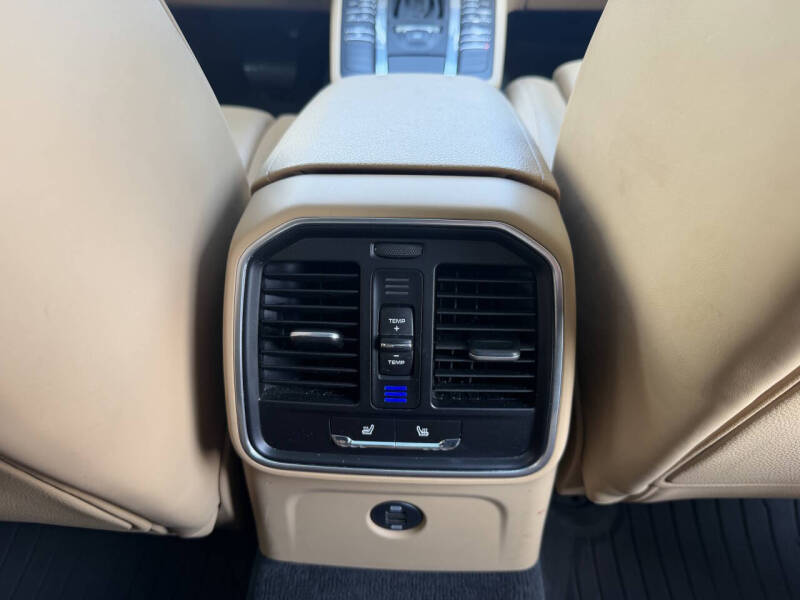 2017 Porsche Macan S