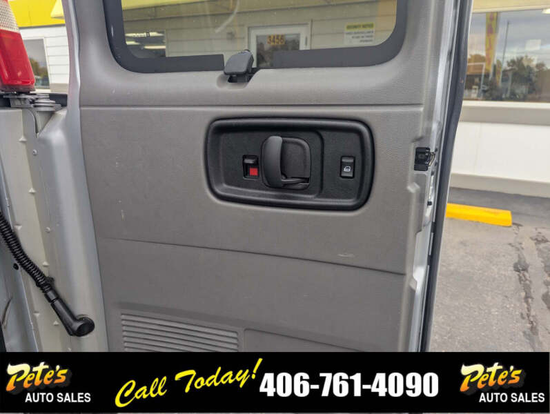 2017 Chevrolet Express LS 2500