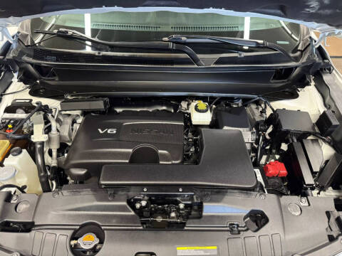 2020 Nissan Pathfinder SV