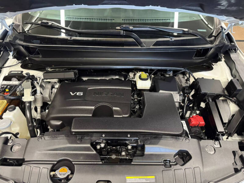 2020 Nissan Pathfinder SV