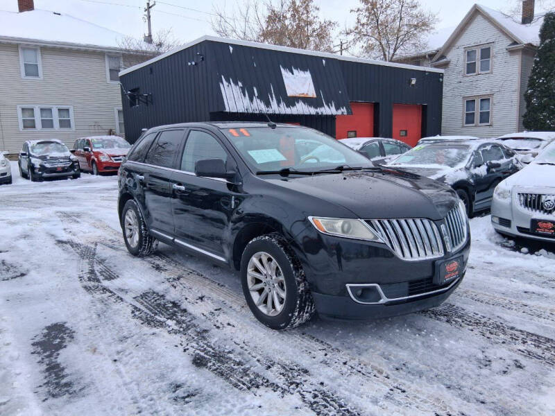 2011 Lincoln MKX Base's photo