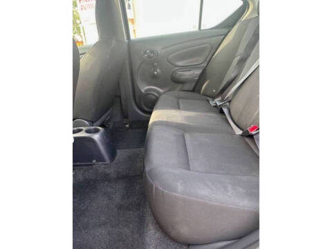 2018 Nissan Versa SV