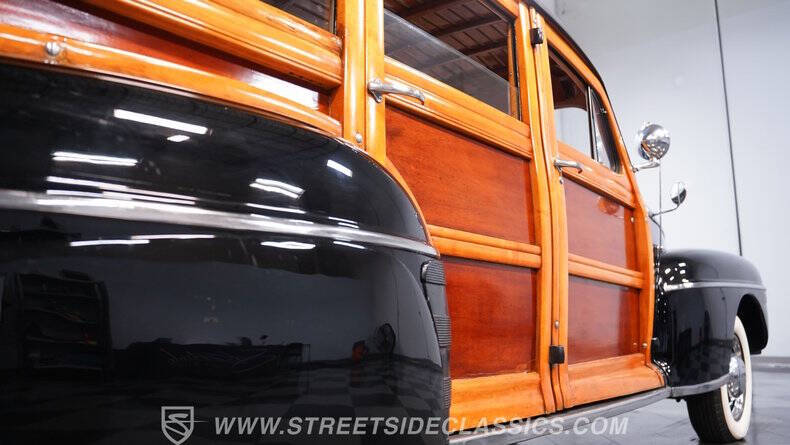 1947 Ford Super Deluxe