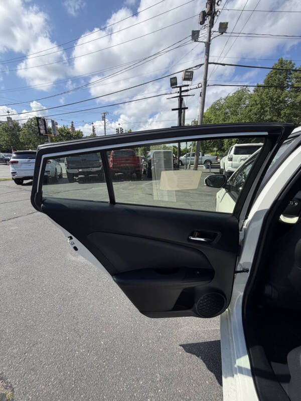 2018 Toyota Prius Three