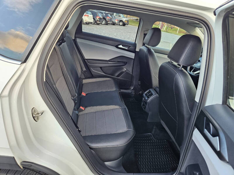 2022 Volkswagen Taos SE 4Motion