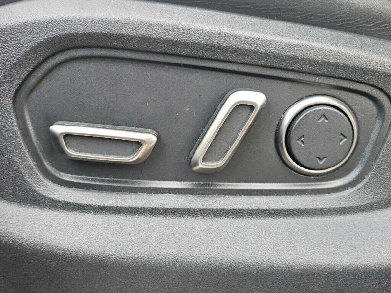 2023 Rivian R1S Adventure