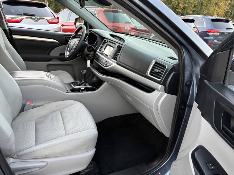 2019 Toyota Highlander LE Plus