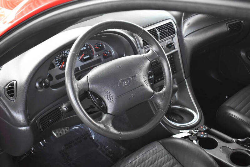 2003 Ford Mustang Mach 1 Premium